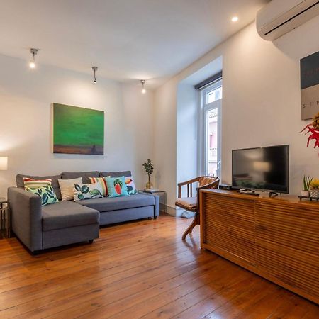 Chiado Center 1Bdr Flat By Lovelystay Lisbon Luaran gambar