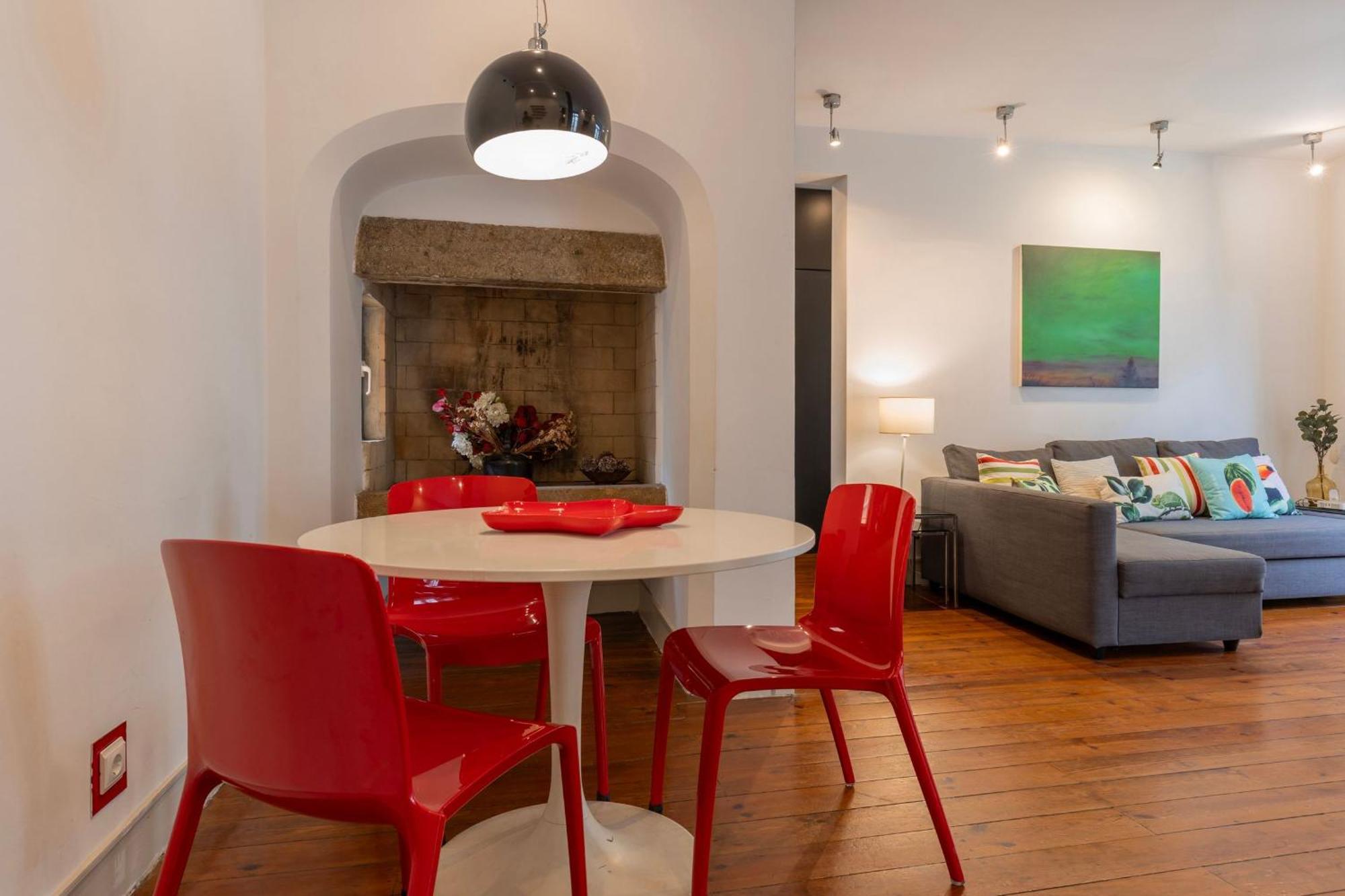 Chiado Center 1Bdr Flat By Lovelystay Lisbon Luaran gambar